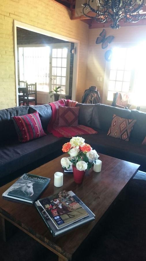 The Polo House Bed and Breakfast Pilar  Esterno foto