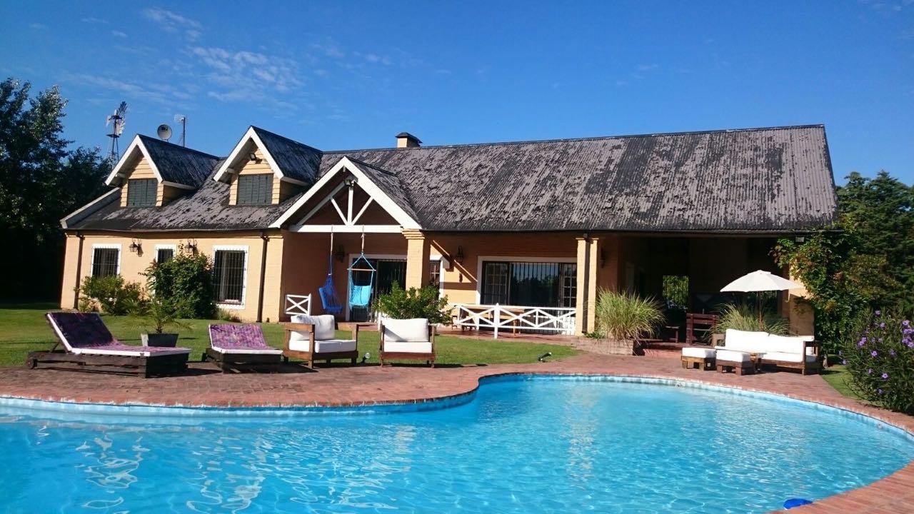 The Polo House Bed and Breakfast Pilar  Esterno foto